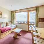 Apartment In Out Avec Balcon & Ambiance Cosy - *