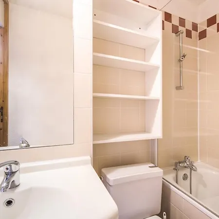 In Out Avec Balcon&ambiance Cosy - Appartement Val Thorens