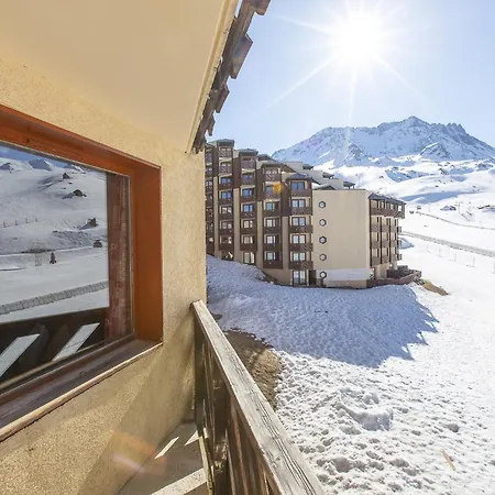 דירה In Out Avec Balcon & Ambiance Cosy - *