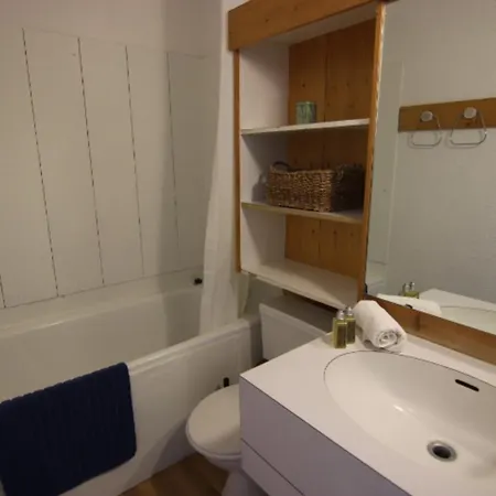 In Out Avec Balcon & Ambiance Cosy -